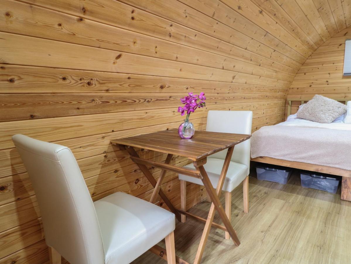 스태퍼드 The Pod At Bank House Farm 빌라 외부 사진